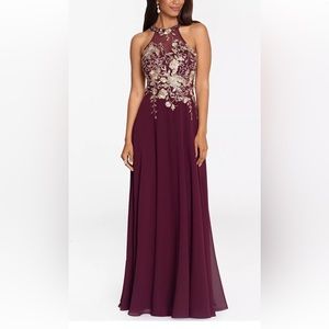 Homecoming Gown🌹 Illusion bodice, gold embellished w/ rhinestones.